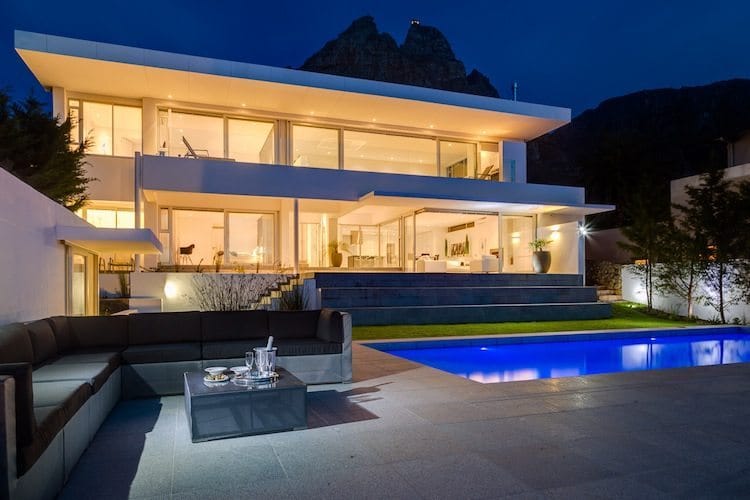 Photo 1 of Villa Maxima accommodation in Camps Bay, Cape Town with 6 bedrooms and 5.5 bathrooms