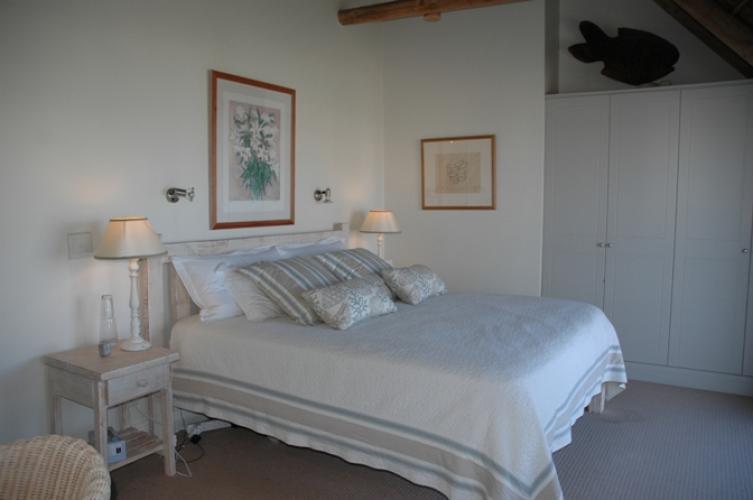 Photo 6 of Kommetjie Way Beach House accommodation in Kommetjie, Cape Town with 4 bedrooms and 4 bathrooms