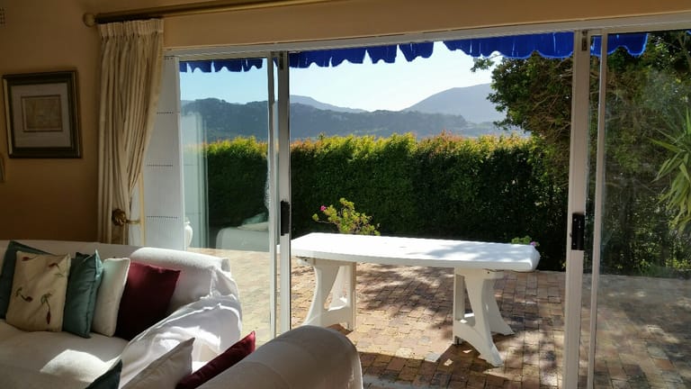 Photo 10 of Valley Views accommodation in Fish Hoek, Cape Town with 4 bedrooms and 3 bathrooms