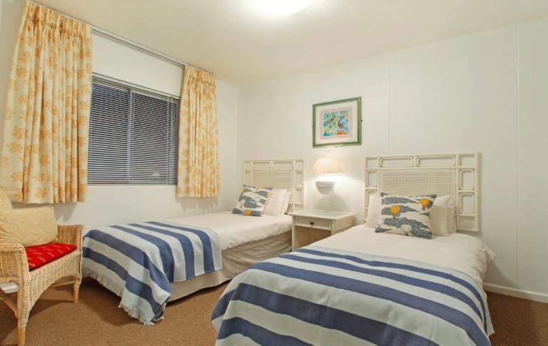 Photo 8 of Dolphin Beach H104 accommodation in Bloubergstrand, Cape Town with 3 bedrooms and 2 bathrooms
