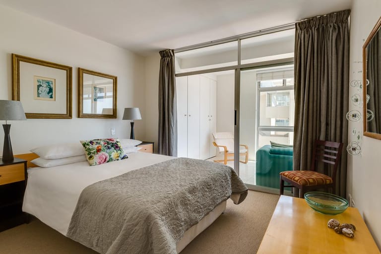 Photo 6 of Apartment Marina accommodation in Mouille Point, Cape Town with 2 bedrooms and 2 bathrooms
