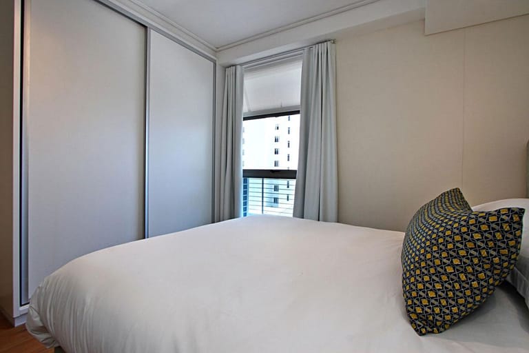Photo 7 of Fairmont 303 accommodation in Sea Point, Cape Town with 2 bedrooms and 2 bathrooms