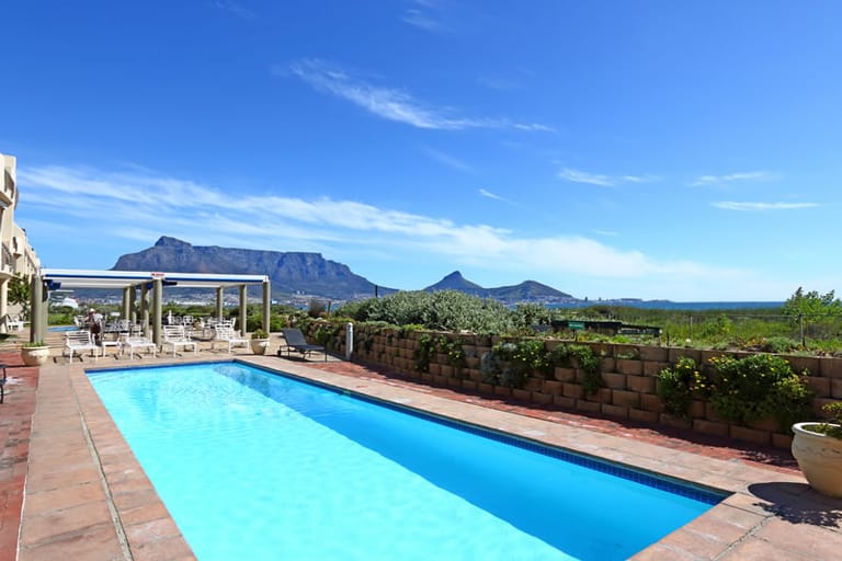 Photo 11 of Girlipico accommodation in Milnerton, Cape Town with 1 bedrooms and 1 bathrooms