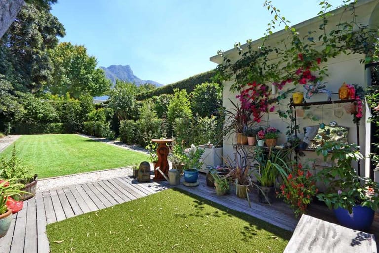 Photo 8 of Newlands Garden Villa accommodation in Newlands, Cape Town with 4 bedrooms and 3 bathrooms