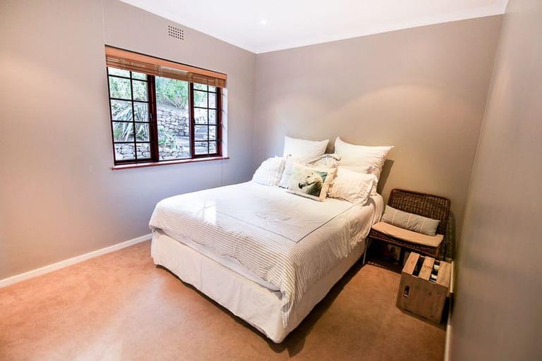 Photo 8 of Ruyteplaats Lodge accommodation in Hout Bay, Cape Town with 2 bedrooms and  bathrooms