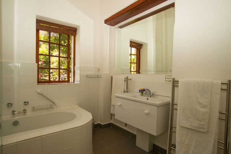 Photo 20 of Old Nector Manor accommodation in Stellenbosch, Cape Town with 6 bedrooms and 4 bathrooms