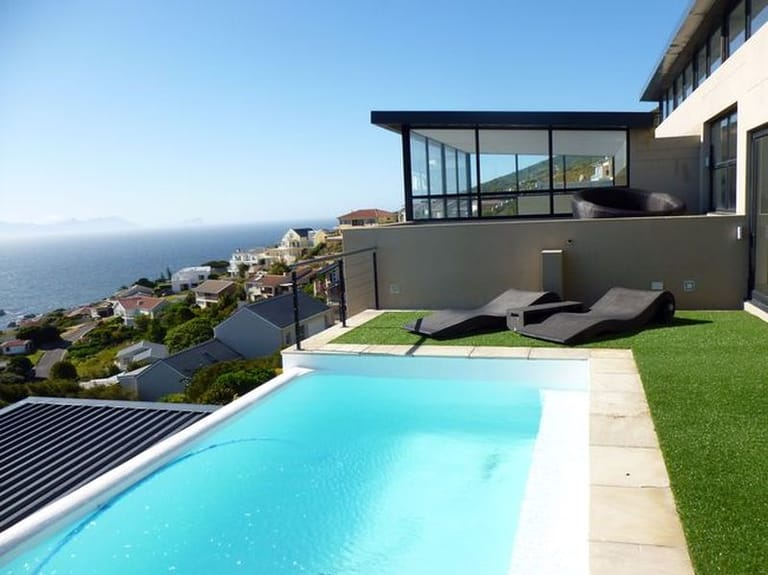 Photo 2 of Simons Town Villa accommodation in Simons Town, Cape Town with 4 bedrooms and 4 bathrooms