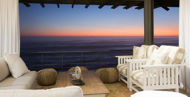 Photo 16 of Misty Cliffs accommodation in Misty Cliffs, Cape Town with 3 bedrooms and 3 bathrooms