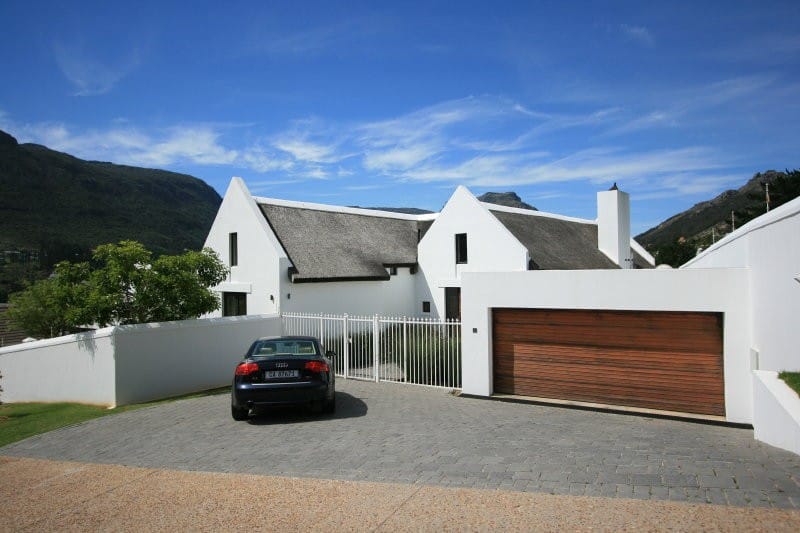 Photo 7 of Grotto Villa accommodation in Hout Bay, Cape Town with 3 bedrooms and 2 bathrooms