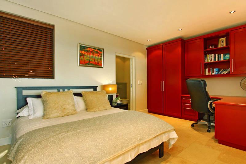 Photo 19 of Panacea accommodation in Camps Bay, Cape Town with 5 bedrooms and 5 bathrooms