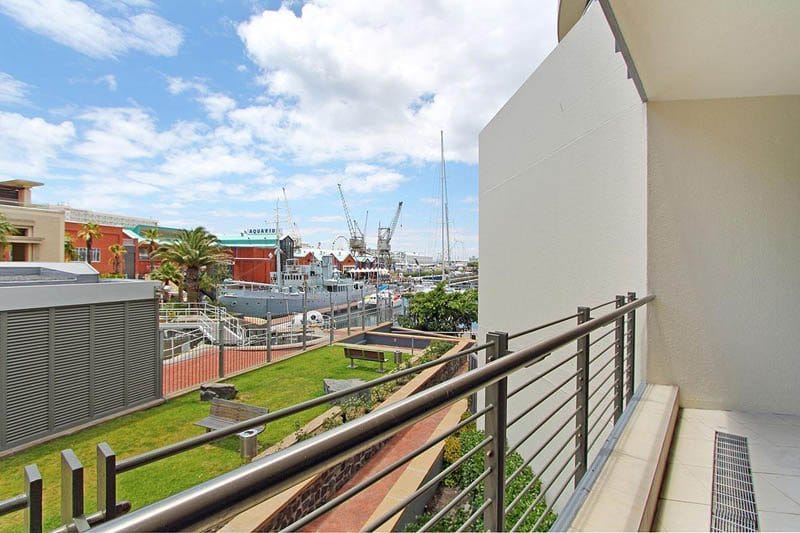 Photo 6 of Pembroke 103 accommodation in V&A Waterfront, Cape Town with 2 bedrooms and 2 bathrooms