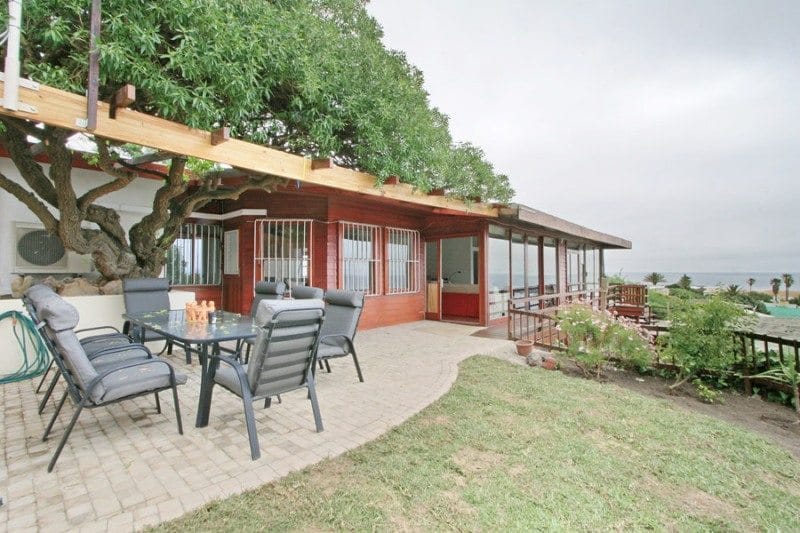 Photo 1 of Ridge Bungalow accommodation in Clifton, Cape Town with 4 bedrooms and 3 bathrooms