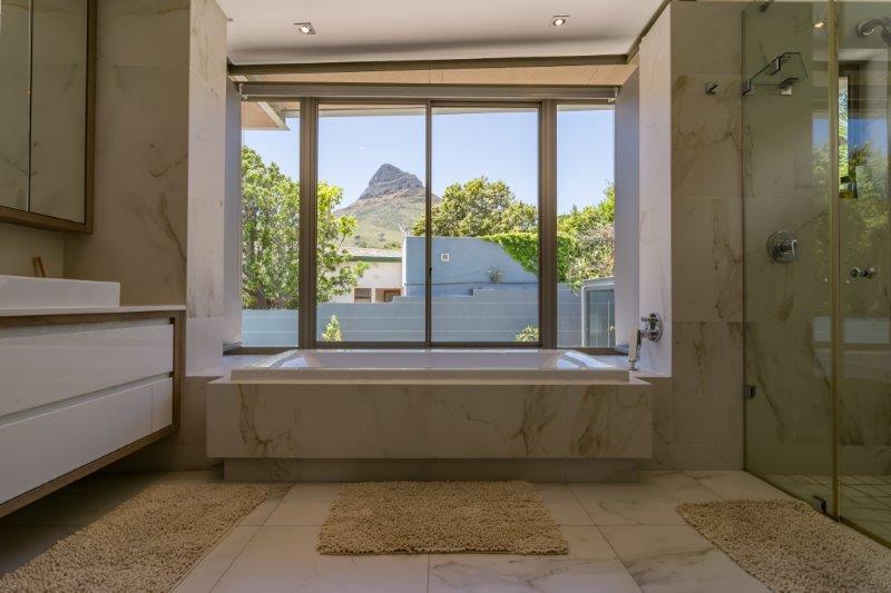 Photo 24 of Villa Pascal accommodation in Camps Bay, Cape Town with 4 bedrooms and 4 bathrooms