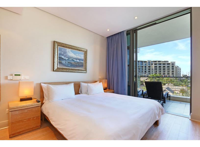 Photo 11 of Kylemore 210 accommodation in V&A Waterfront, Cape Town with 2 bedrooms and 2 bathrooms