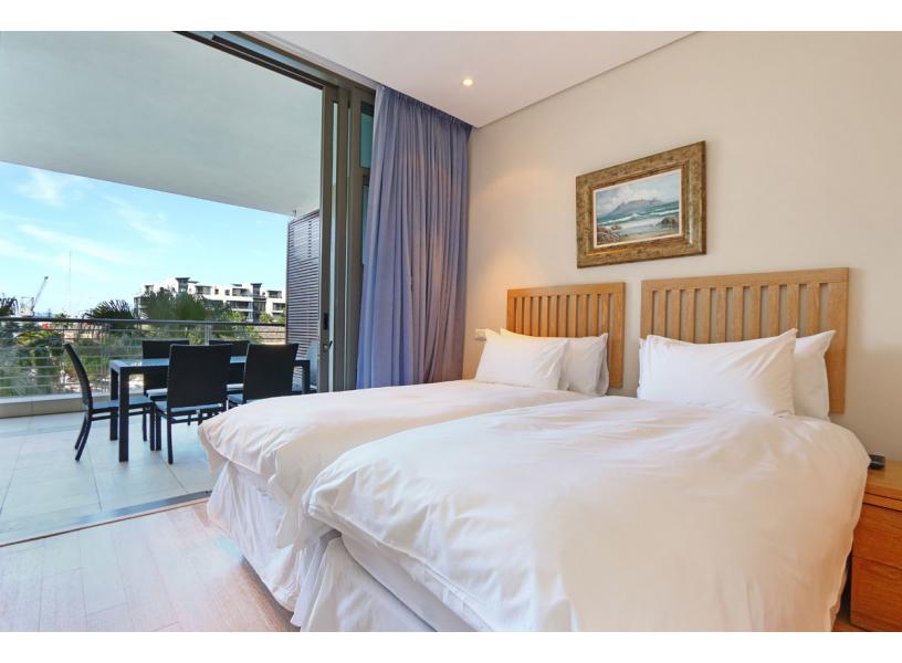 Photo 9 of Kylemore 210 accommodation in V&A Waterfront, Cape Town with 2 bedrooms and 2 bathrooms