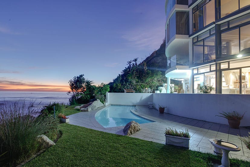 Photo 11 of Cap De Afrique accommodation in Clifton, Cape Town with 4 bedrooms and 2.5 bathrooms
