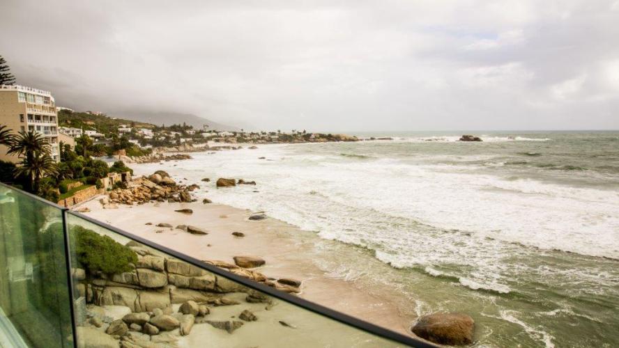 Photo 2 of Clifton Serenity accommodation in Clifton, Cape Town with 3 bedrooms and 2 bathrooms