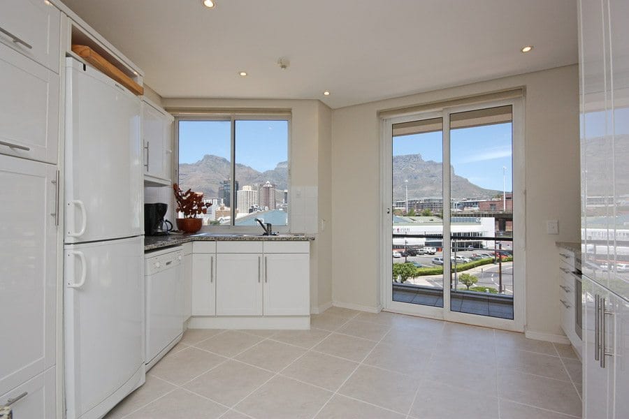 Photo 5 of Bannockburn 503 accommodation in V&A Waterfront, Cape Town with 3 bedrooms and 2 bathrooms