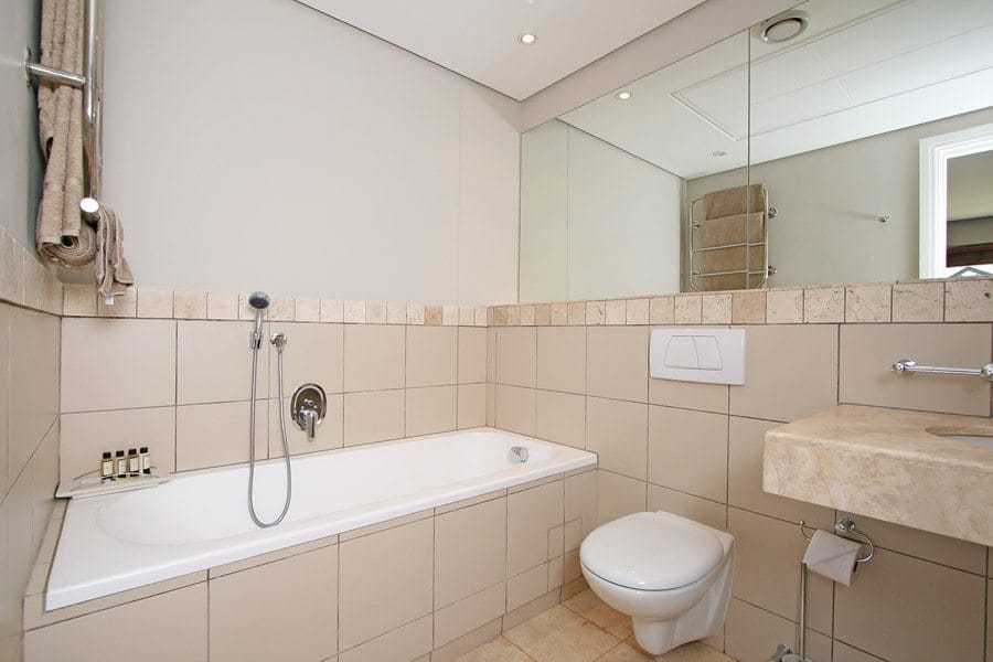 Photo 16 of Ellesmere 302 accommodation in V&A Waterfront, Cape Town with 2 bedrooms and 2 bathrooms