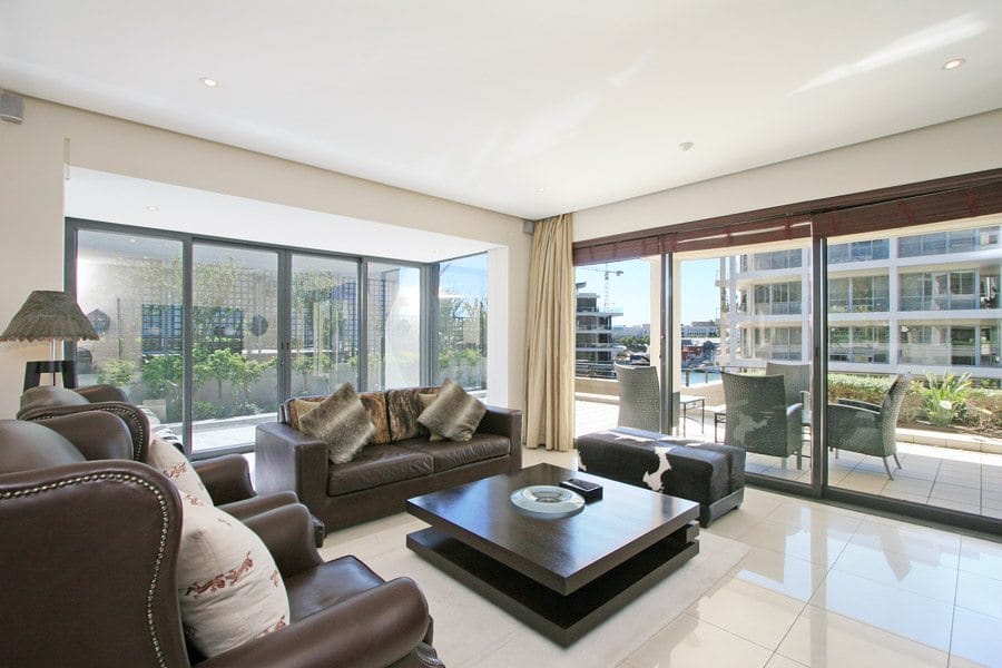 Photo 6 of Faulconier 303 accommodation in V&A Waterfront, Cape Town with 2 bedrooms and 2 bathrooms