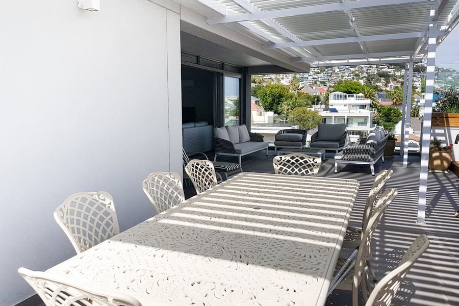 Photo 3 of Montagne Views accommodation in Fresnaye, Cape Town with 3 bedrooms and 3 bathrooms