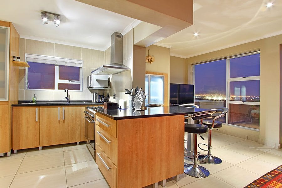 Photo 2 of Nautica Penthouse accommodation in Bloubergstrand, Cape Town with 3 bedrooms and 2 bathrooms