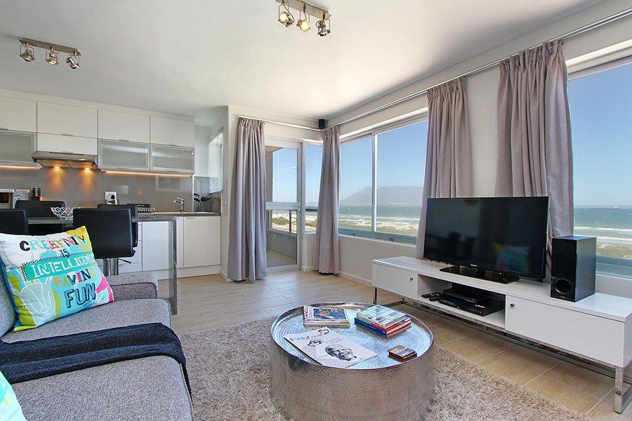 Photo 17 of Sea Spray Apartment accommodation in Bloubergstrand, Cape Town with 1 bedrooms and 1 bathrooms