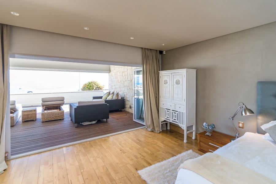 Photo 17 of The Breakers, Clifton accommodation in Clifton, Cape Town with 2 bedrooms and 2 bathrooms
