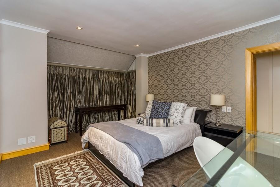 Photo 20 of The Breakers, Clifton accommodation in Clifton, Cape Town with 2 bedrooms and 2 bathrooms