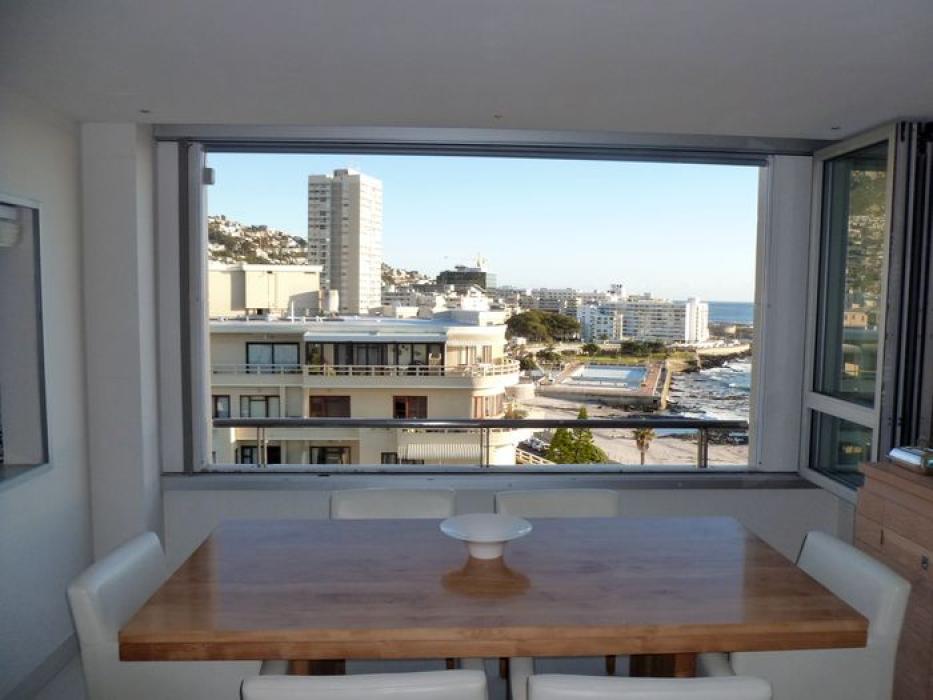 Photo 19 of Naelemay Beach Road Apartment accommodation in Sea Point, Cape Town with 2 bedrooms and 2 bathrooms