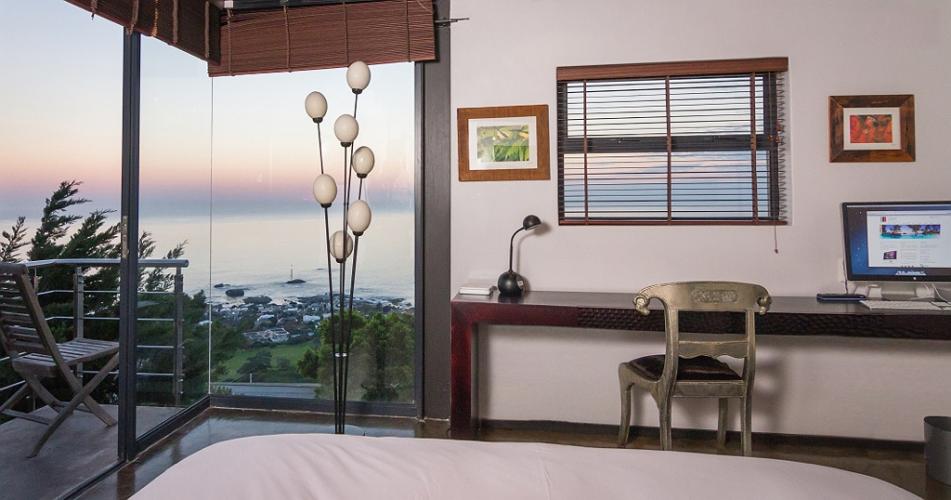 Photo 9 of Upper Camps Bay Guest House accommodation in Camps Bay, Cape Town with 1 bedrooms and 1 bathrooms