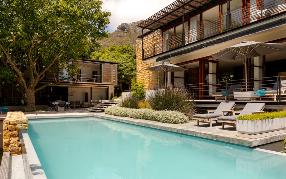 Photo 2 of Villa Le Thallo accommodation in Camps Bay, Cape Town with 5 bedrooms and 6 bathrooms