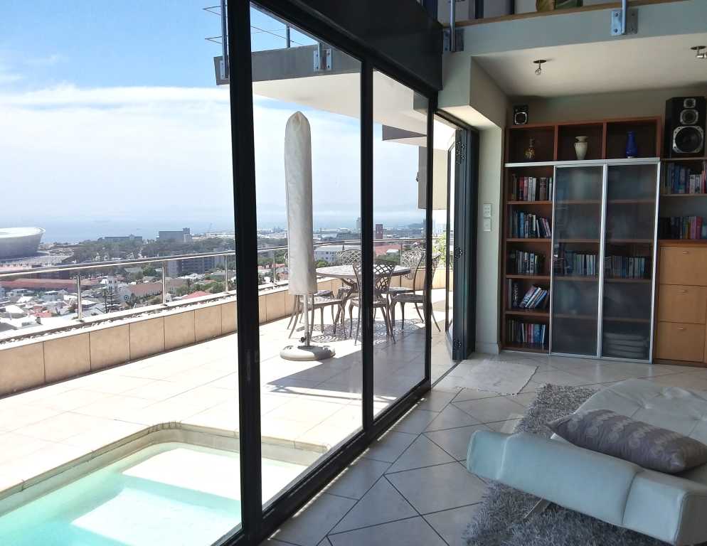 Photo 8 of Springbok Road Villa accommodation in Green Point, Cape Town with 4 bedrooms and 4 bathrooms