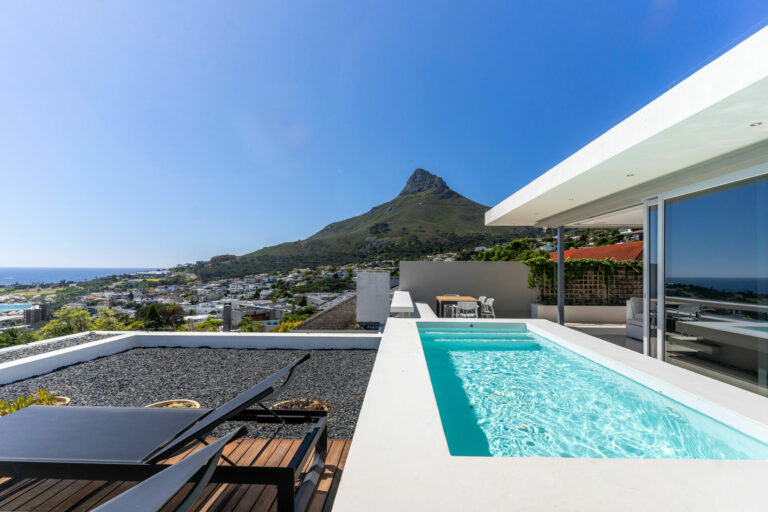 Penthouse Pool (4)