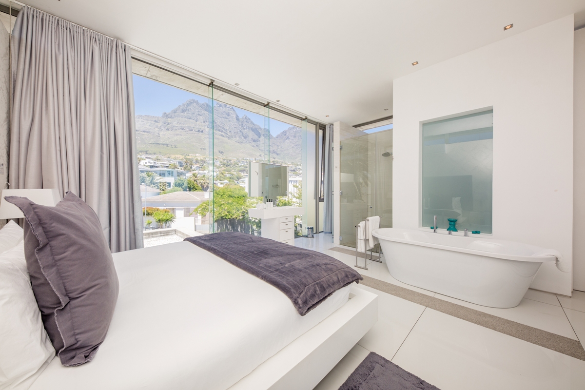 Photo 19 of 15 Views Penthouse accommodation in Camps Bay, Cape Town with 1 bedrooms and 1 bathrooms