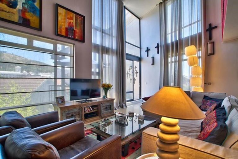 Photo 4 of 201 Orangerie Apartment accommodation in Gardens, Cape Town with 2 bedrooms and 2 bathrooms