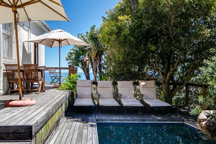 Photo 21 of 31 Camps Bay Drive accommodation in Camps Bay, Cape Town with 4 bedrooms and  bathrooms