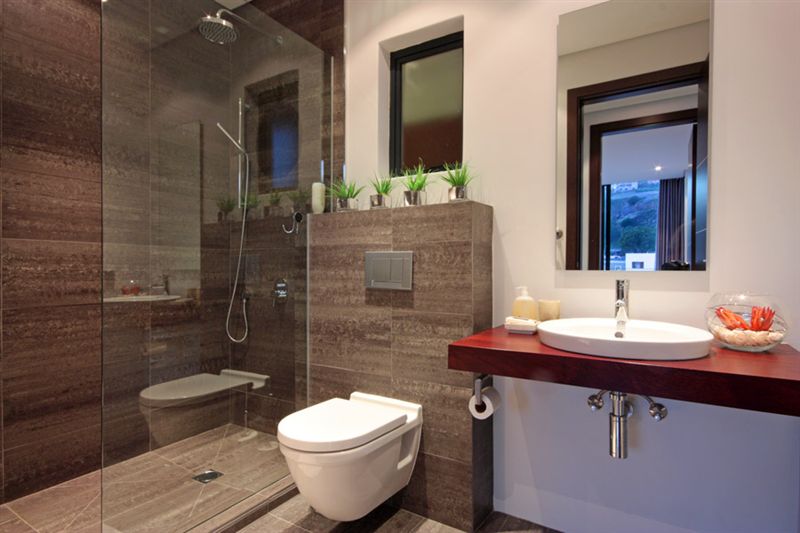 Photo 9 of 35 on Rose Penthouse accommodation in City Centre, Cape Town with 2 bedrooms and 2 bathrooms