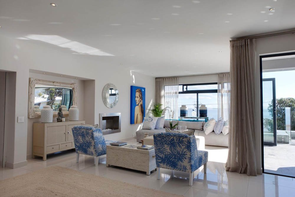 Photo 4 of 46 Upper Tree Villa accommodation in Camps Bay, Cape Town with 4 bedrooms and  bathrooms