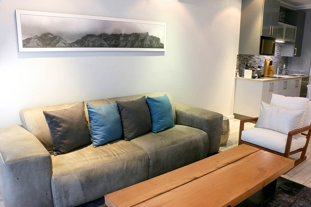 Photo 11 of 516 The Granger accommodation in Mouille Point, Cape Town with 1 bedrooms and 1 bathrooms