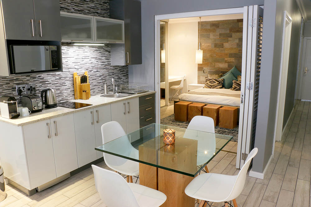 Photo 14 of 516 The Granger accommodation in Mouille Point, Cape Town with 1 bedrooms and 1 bathrooms