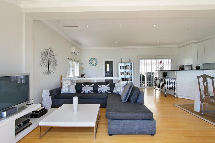 Photo 7 of 62 on Fourth accommodation in Clifton, Cape Town with 3 bedrooms and 2 bathrooms