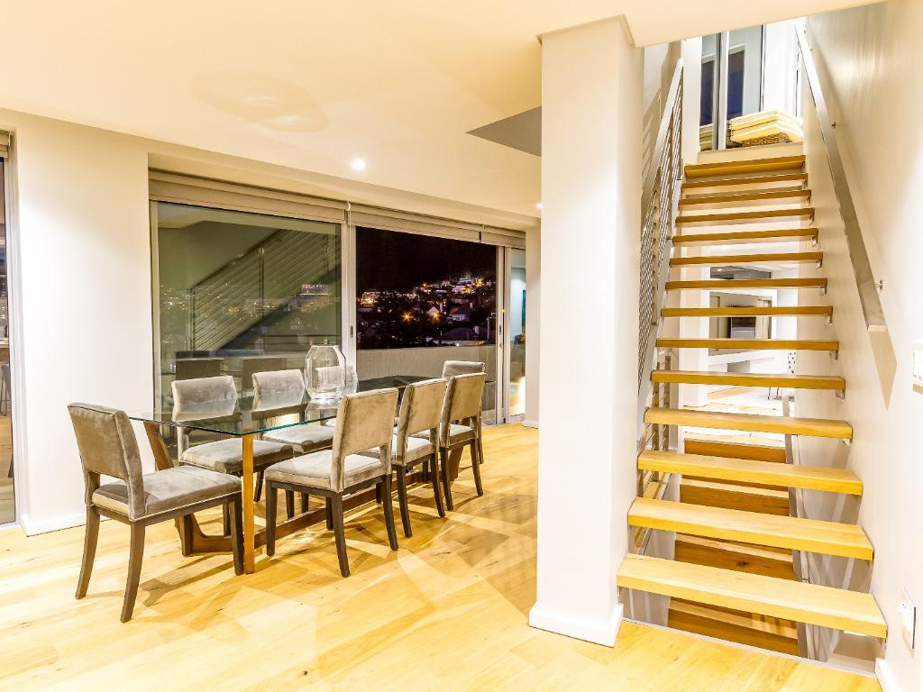 Photo 9 of 66 on K Luxury Penthouse accommodation in Fresnaye, Cape Town with 4 bedrooms and 4 bathrooms