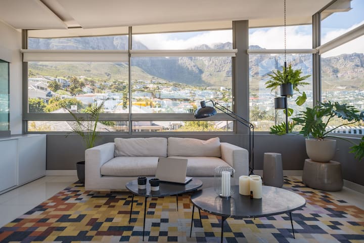 Photo 7 of Camps Bay Penthouse accommodation in Camps Bay, Cape Town with 2 bedrooms and 2 bathrooms