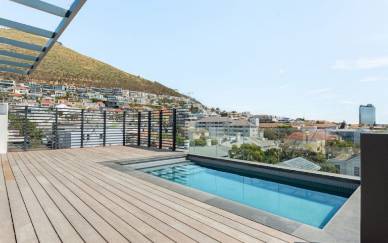 Photo 2 of Condo Greenpoint accommodation in Green Point, Cape Town with 2 bedrooms and 2 bathrooms