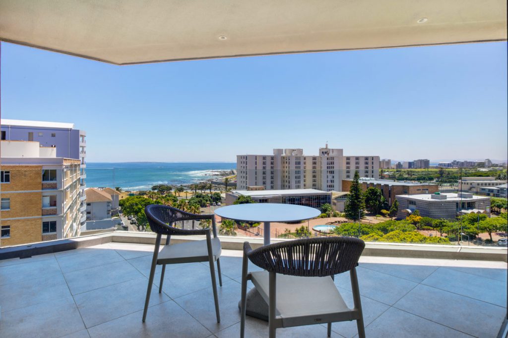 Photo 11 of Glengariff 603 accommodation in Sea Point, Cape Town with 2 bedrooms and 2 bathrooms