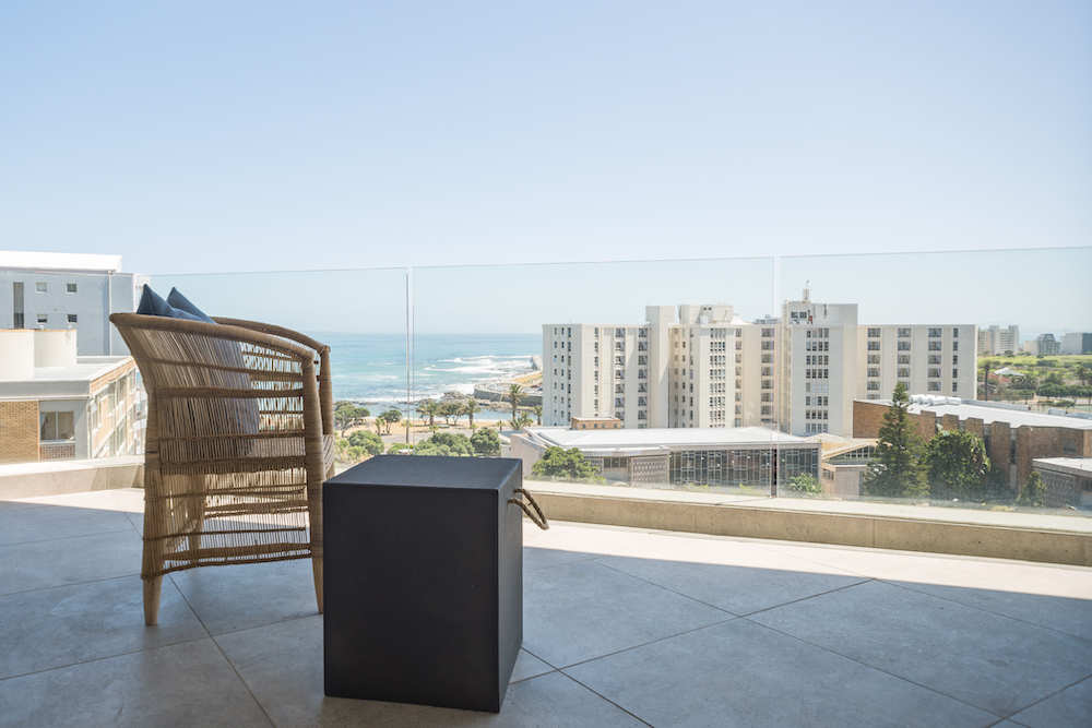 Photo 7 of Glengariff 703 accommodation in Sea Point, Cape Town with 2 bedrooms and 2 bathrooms