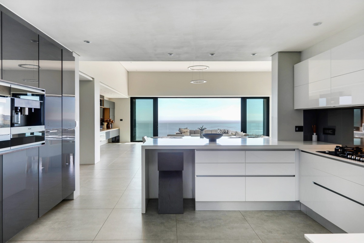 Photo 34 of Halo Villa accommodation in Camps Bay, Cape Town with 4 bedrooms and 4 bathrooms