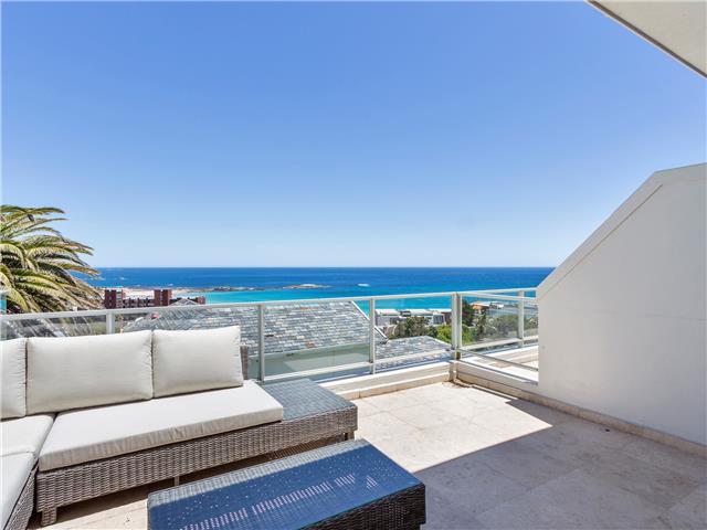 Photo 30 of Summer Place accommodation in Camps Bay, Cape Town with 3 bedrooms and 3 bathrooms