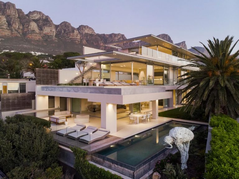 Photo 1 of The Crescent accommodation in Camps Bay, Cape Town with 6 bedrooms and 6.5 bathrooms